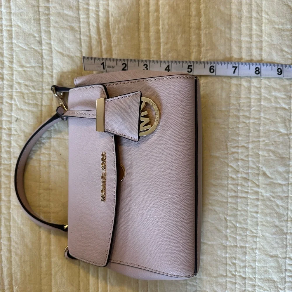 Michael Kors Pink Mini Leather shoulder Handbag - Picture 8 of 9